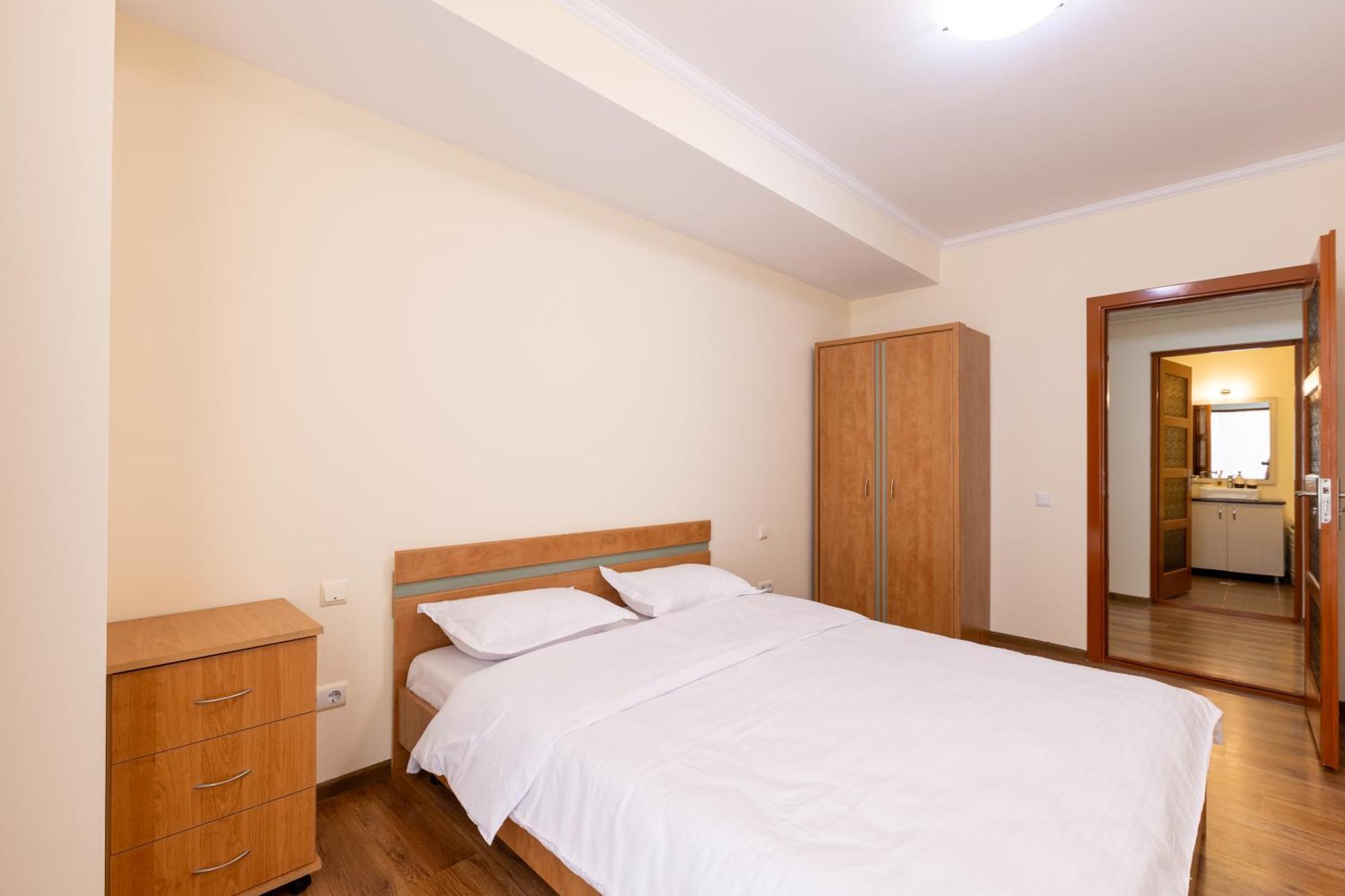 Amber Apartments Sibiu Luaran gambar